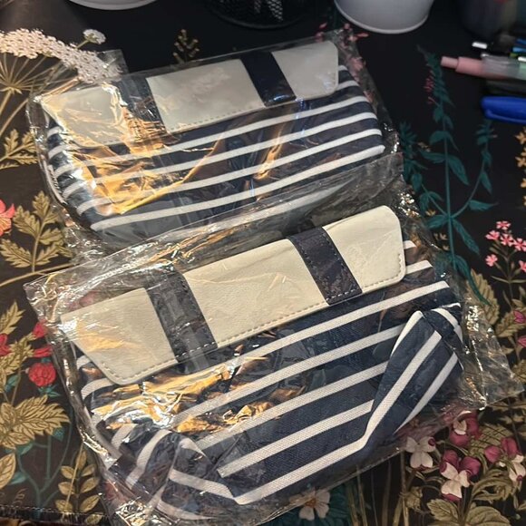 PenGems - Pen Pouch - Navy blue & white stripes - NEW 2-available - Picture 2 of 4